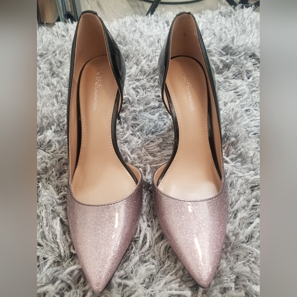 BCBGeneration Shoes - BCBGeneration Glitter Pump Shoes 🙎♀️😍🥰